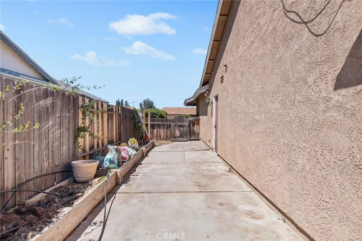 25570 Orangewood Lane, Hemet, California 92544
