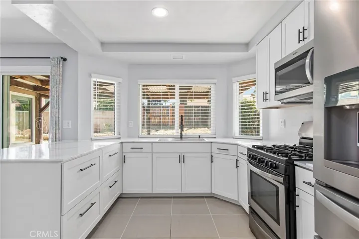 25570 Orangewood Lane, Hemet, California 92544