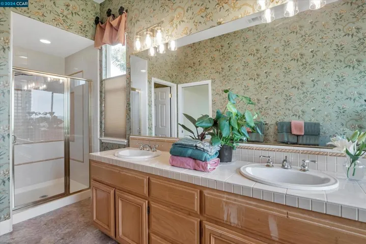 3040 Sorrelwood Drive, San Ramon, California 94582-5008