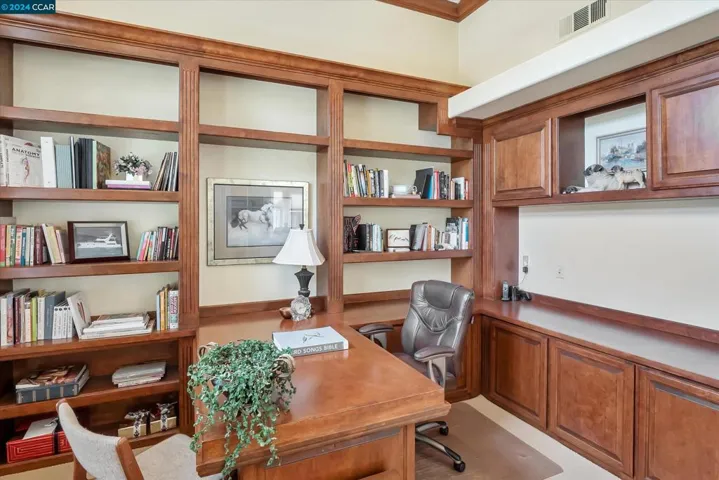 3040 Sorrelwood Drive, San Ramon, California 94582-5008