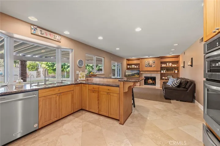21350 Via Del Parque, Yorba Linda, California 92887