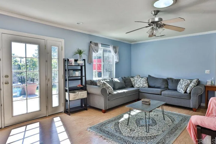 1009 Blackbird Street, El Cajon, California 92020
