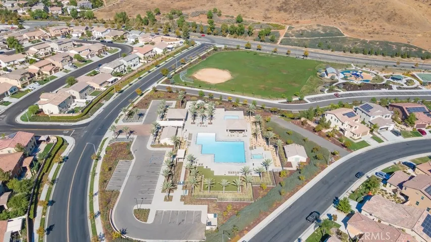 34013 Winterberry Lane, Lake Elsinore, California 92532