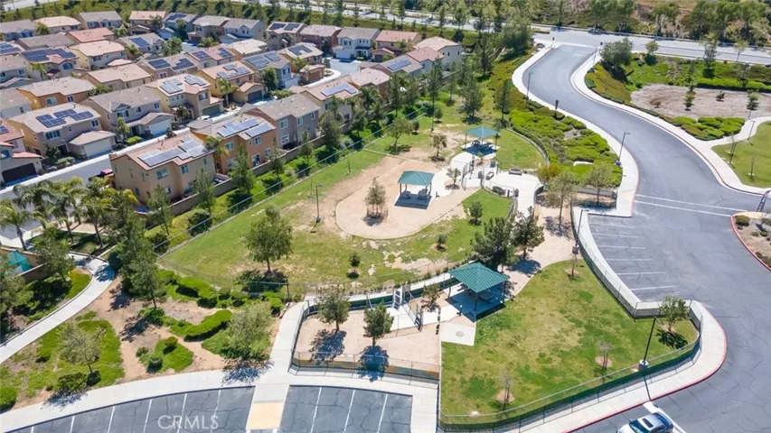 34013 Winterberry Lane, Lake Elsinore, California 92532