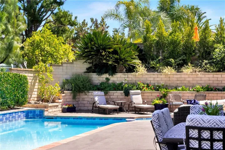 750 S Goldfinch Way, Anaheim Hills, California 92807