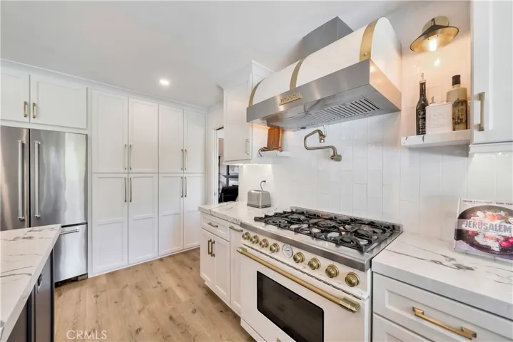 750 S Goldfinch Way, Anaheim Hills, California 92807