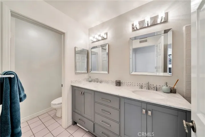 750 S Goldfinch Way, Anaheim Hills, California 92807