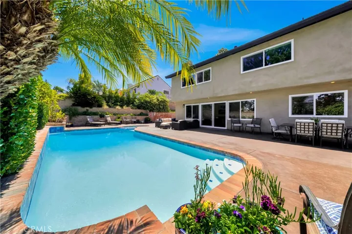 750 S Goldfinch Way, Anaheim Hills, California 92807