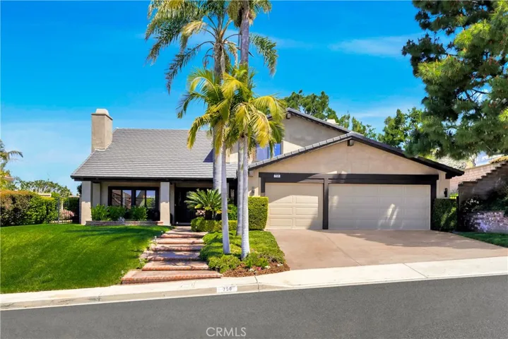 750 S Goldfinch Way, Anaheim Hills, California 92807