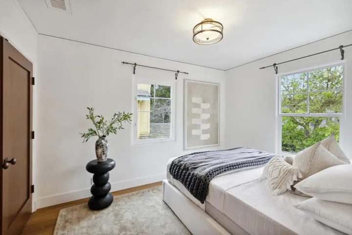 195 N California Avenue, Palo Alto, California 94301