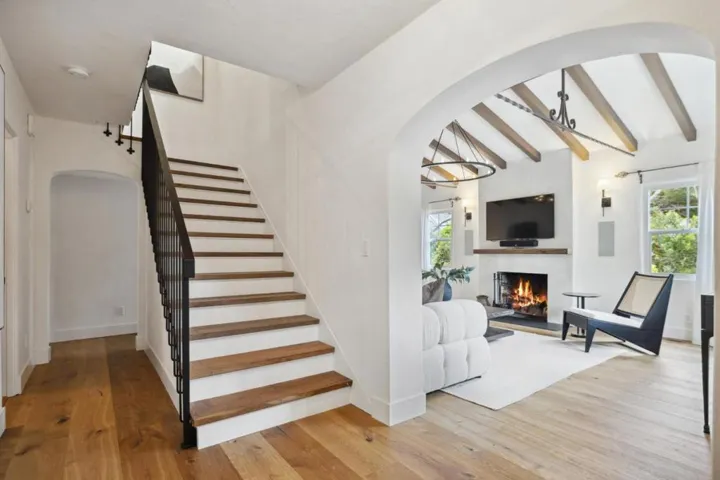 195 N California Avenue, Palo Alto, California 94301