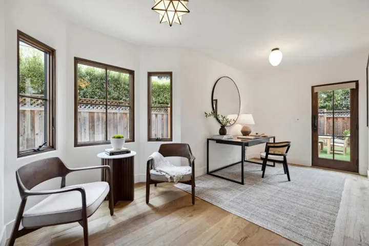 195 N California Avenue, Palo Alto, California 94301