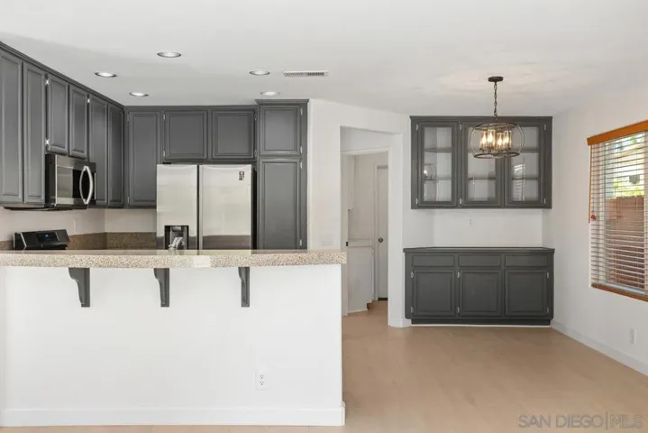 1875 Corte Torero, Oceanside, California 92056