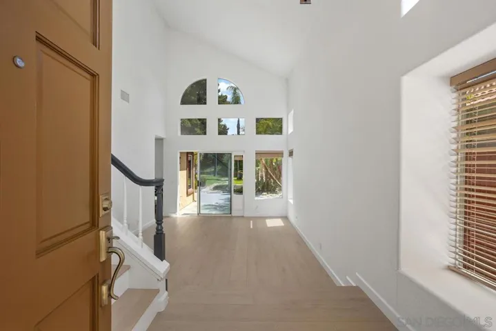 1875 Corte Torero, Oceanside, California 92056
