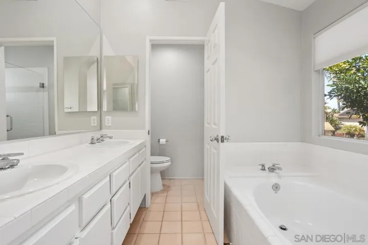 1875 Corte Torero, Oceanside, California 92056