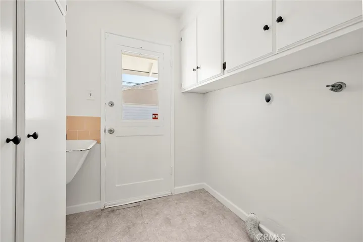 Seperate Laundry Room