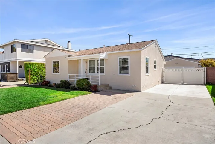 Long Driveway with Ample Parking Space
