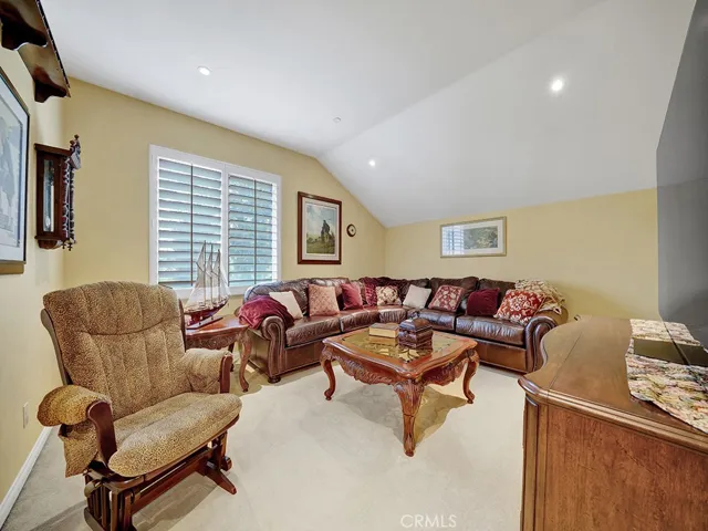 101 Via Sabinas, San Clemente, California 92673