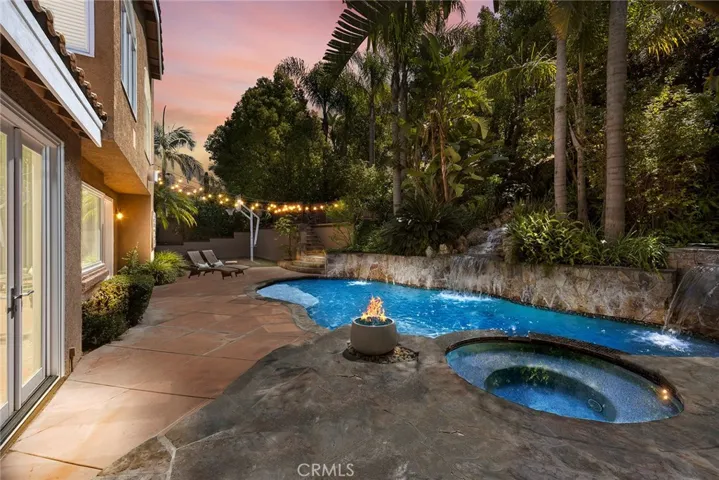 7552 E Bridgewood Drive, Anaheim Hills, California 92808