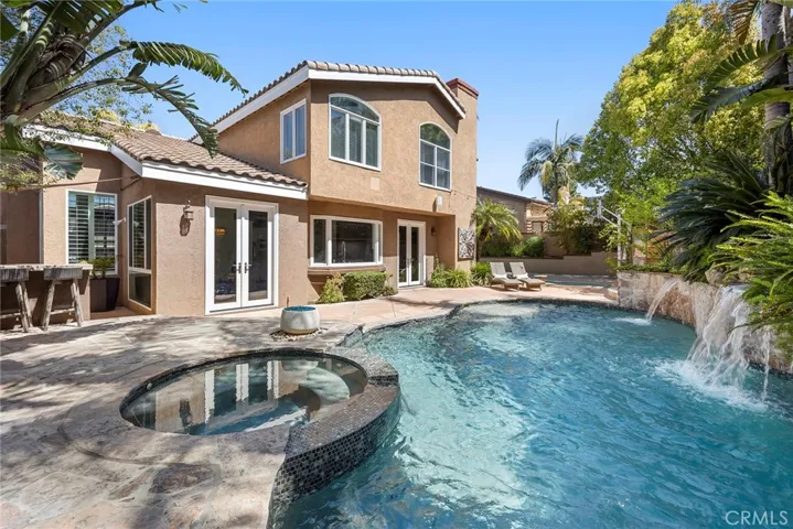 7552 E Bridgewood Drive, Anaheim Hills, California 92808