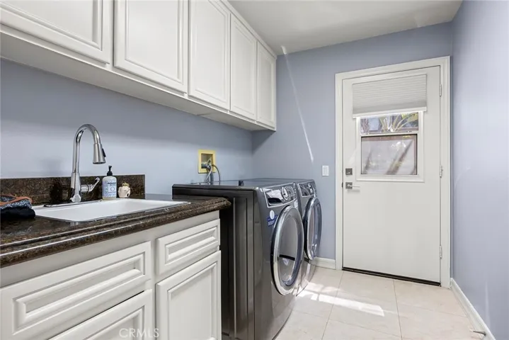 7552 E Bridgewood Drive, Anaheim Hills, California 92808