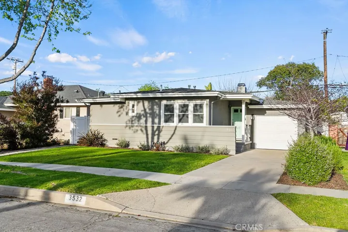 3532 Senasac Avenue, Long Beach, California 90808