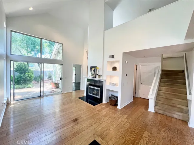 26115 Mcbean 1, Valencia, California 91355