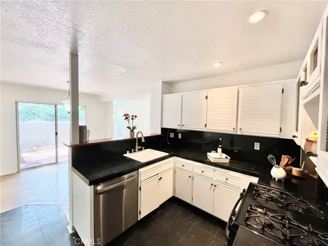26115 Mcbean 1, Valencia, California 91355