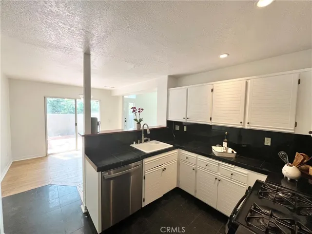 26115 Mcbean 1, Valencia, California 91355