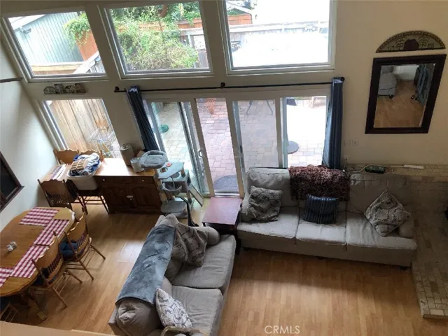 View to outdoors and LR from Balcony