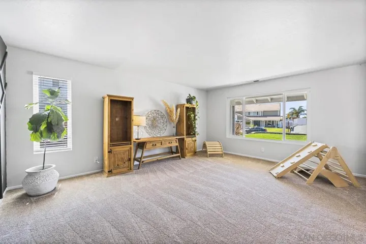 2838 Rutgers Place, Oceanside, California 92056