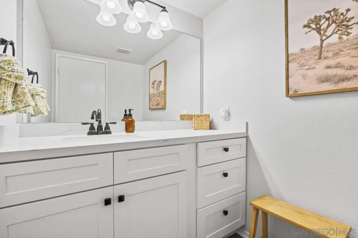 2838 Rutgers Place, Oceanside, California 92056