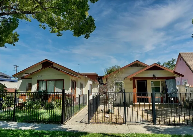 819 Cypress Avenue, Santa Ana, California 92701
