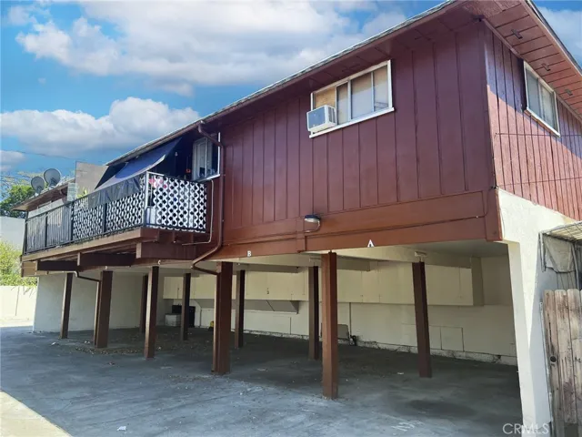819 Cypress Avenue, Santa Ana, California 92701