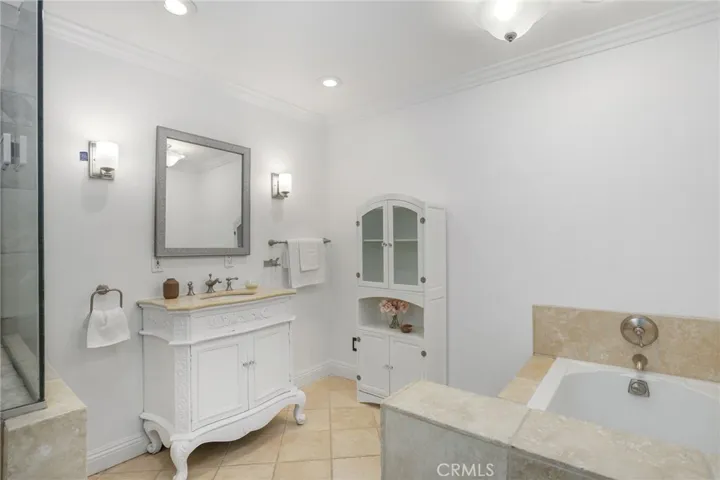 337 N Hanford Avenue, San Pedro, California 90732