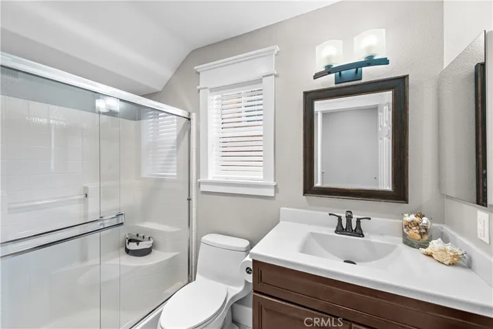 The downstairs full bath is pristine and ready for your guests.