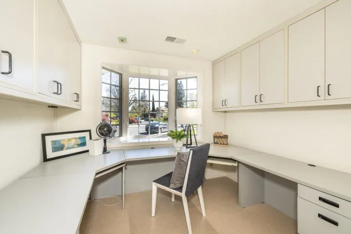 750 Stone Lane, Palo Alto, California 94303