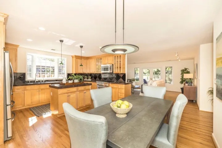 750 Stone Lane, Palo Alto, California 94303