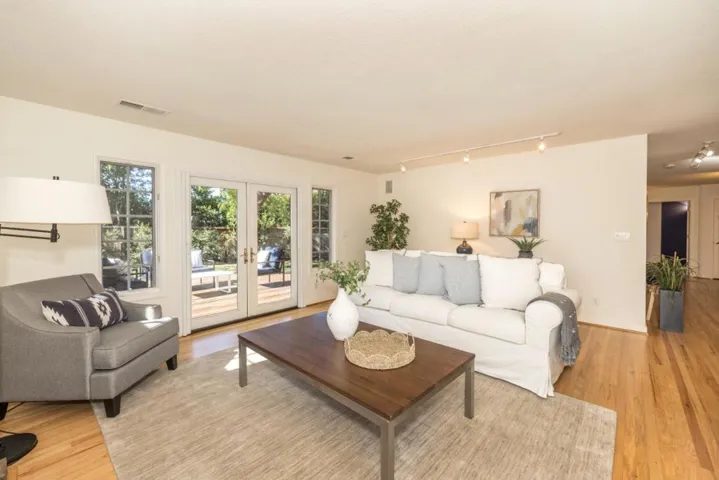 750 Stone Lane, Palo Alto, California 94303