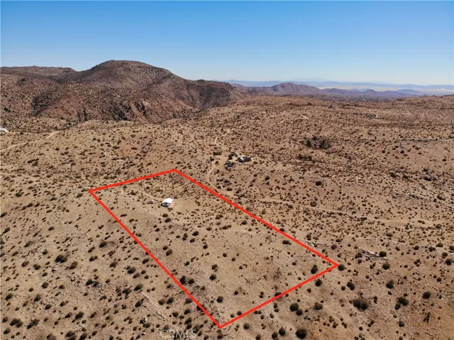 48901 Devils Gate Pass Road, Pioneertown, California 92268