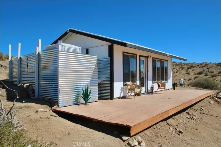 48901 Devils Gate Pass Road, Pioneertown, California 92268