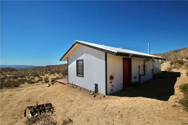 48901 Devils Gate Pass Road, Pioneertown, California 92268