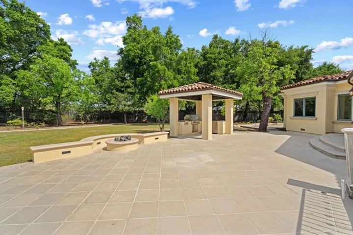19287 San Marcos Road, Saratoga, California 95070