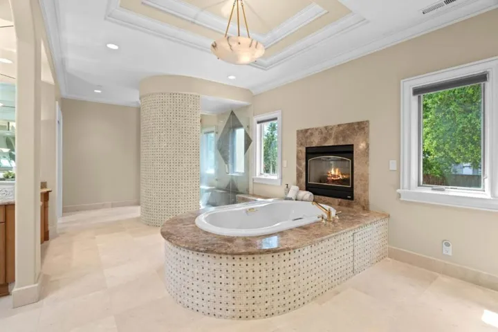 19287 San Marcos Road, Saratoga, California 95070