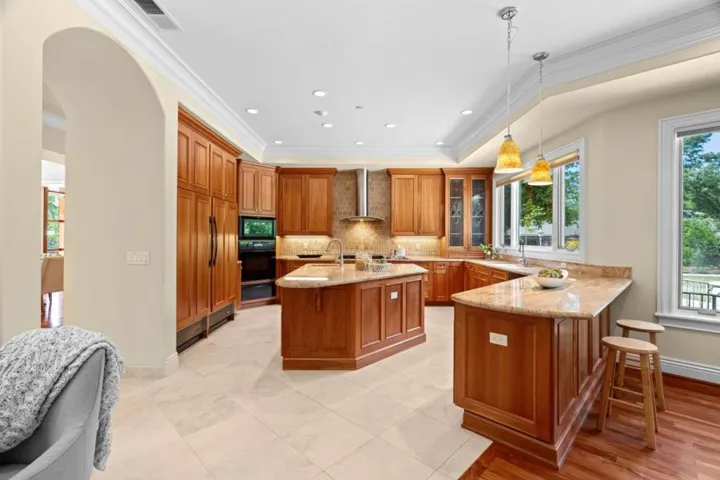 19287 San Marcos Road, Saratoga, California 95070