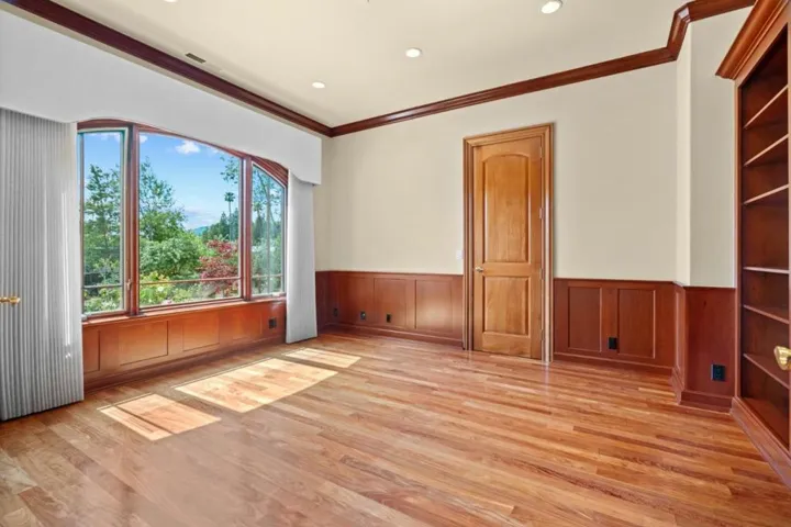 19287 San Marcos Road, Saratoga, California 95070