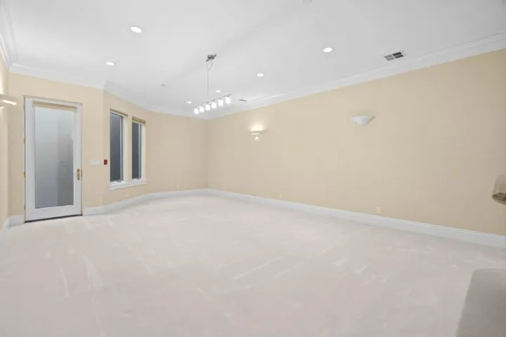 19287 San Marcos Road, Saratoga, California 95070