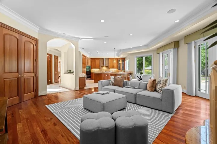 19287 San Marcos Road, Saratoga, California 95070