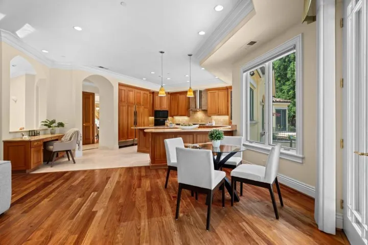 19287 San Marcos Road, Saratoga, California 95070