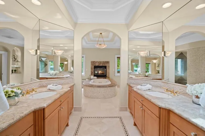 19287 San Marcos Road, Saratoga, California 95070